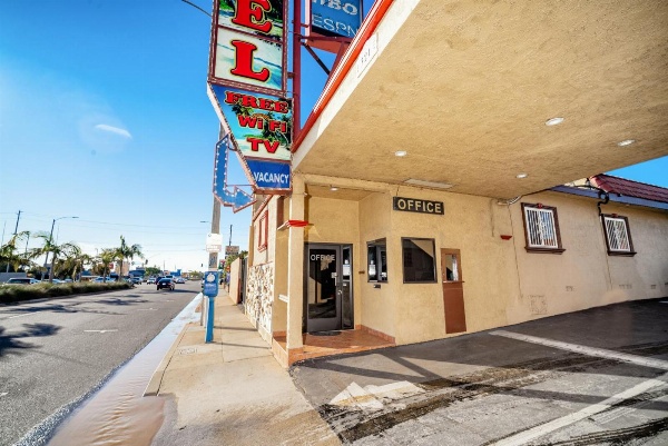 Geneva Motel Main image